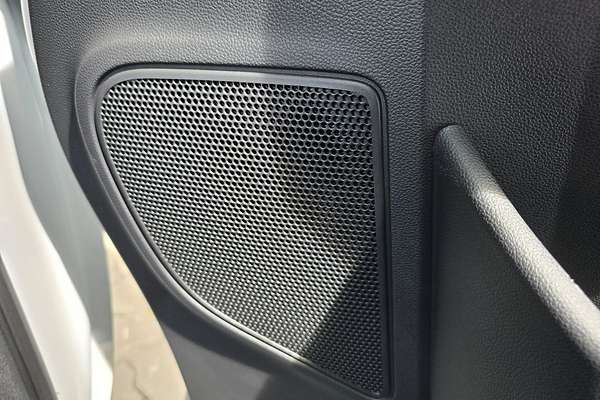 2023 Renault Master Pro 120kW X62 Phase 2 SWB