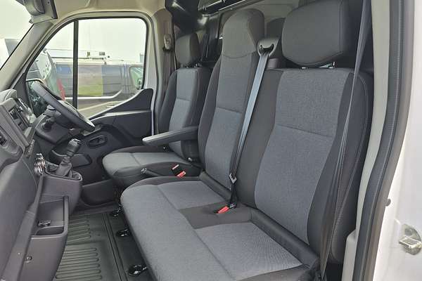 2023 Renault Master Pro 120kW X62 Phase 2 SWB