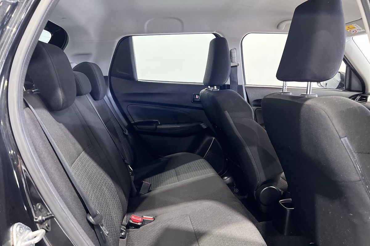 2019 Suzuki Swift GL Navigator AZ