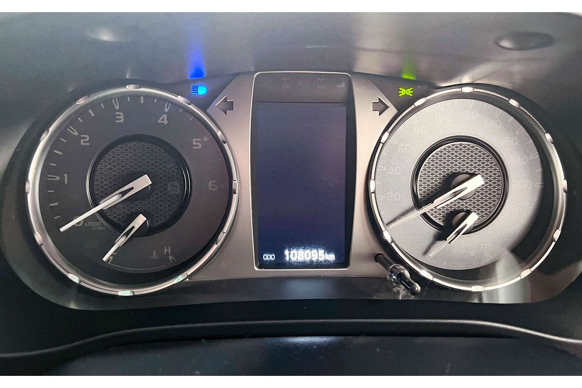 2021 Toyota Hilux SR5 GUN126R 4X4