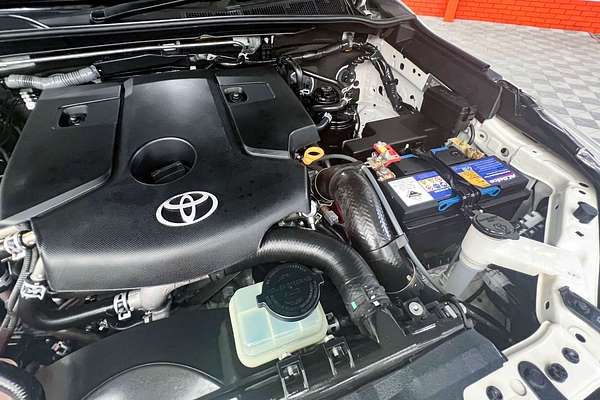 2021 Toyota Hilux SR5 GUN126R 4X4