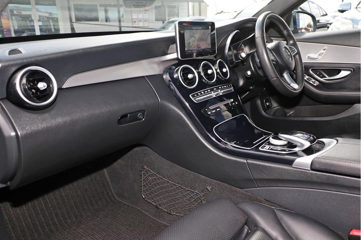 2018 Mercedes-Benz C-Class C200 W205