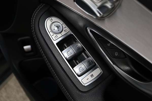 2018 Mercedes-Benz C-Class C200 W205