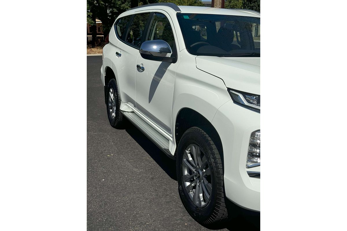 2024 Mitsubishi Pajero Sport GLX QF