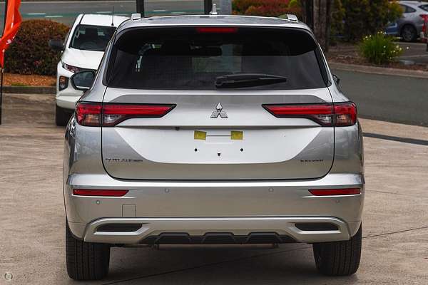 2024 Mitsubishi Outlander Exceed ZM