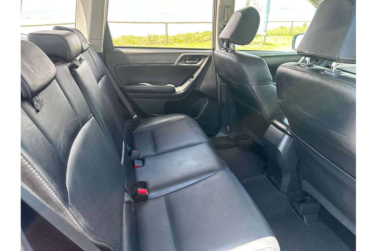 2014 Subaru Forester 2.5i-L S4