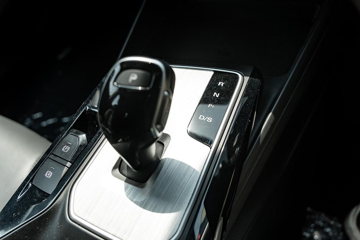 2024 MG MG5 Essence