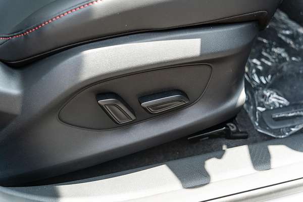 2024 MG MG5 Essence