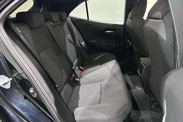 2022 Toyota Corolla SX Hybrid ZWE219R