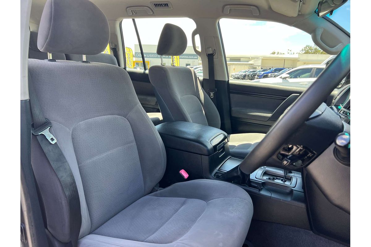 2011 Toyota Landcruiser GXL UZJ200R