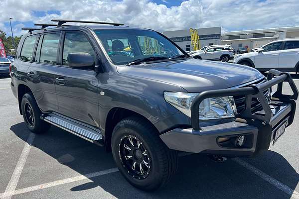 2011 Toyota Landcruiser GXL UZJ200R