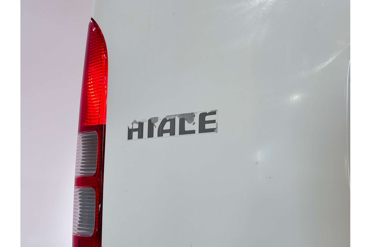 2018 Toyota Hiace Commuter TRH223R
