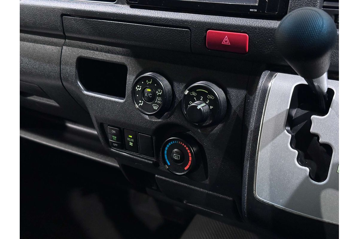 2018 Toyota Hiace Commuter TRH223R
