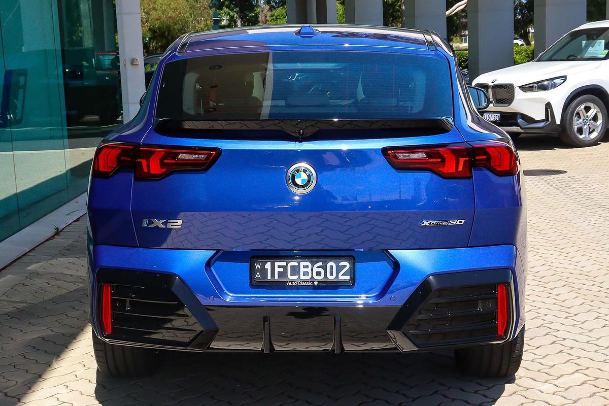2024 BMW iX2 xDrive30 M Sport U10