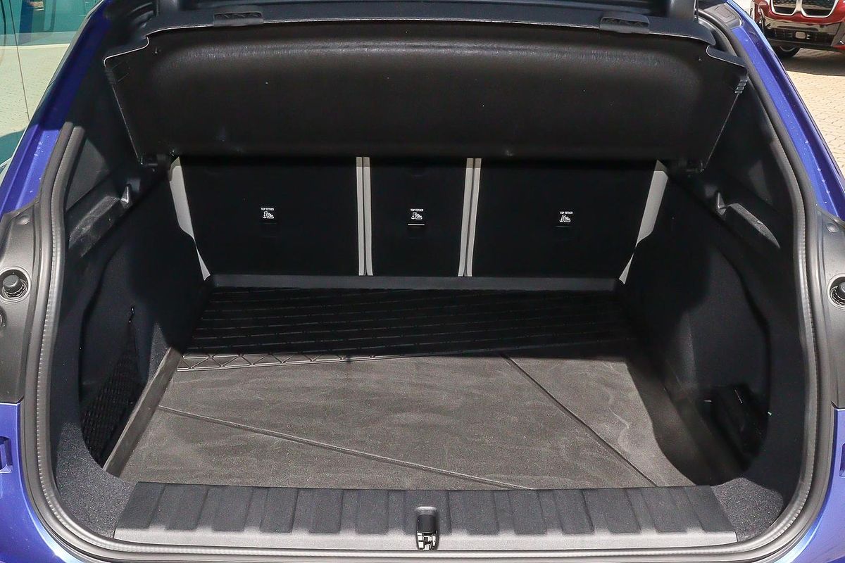 2024 BMW iX2 xDrive30 M Sport U10