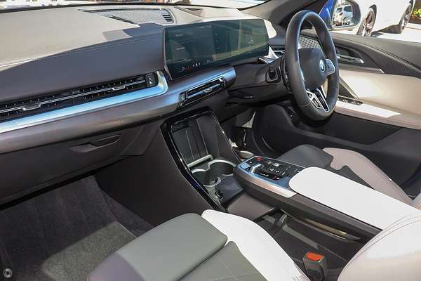 2024 BMW iX2 xDrive30 M Sport U10