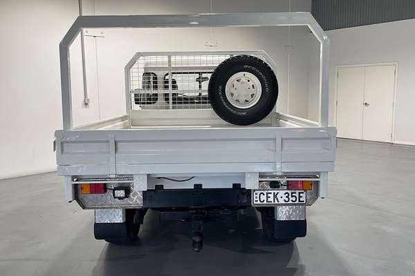 1993 Land Rover Defender   4X4
