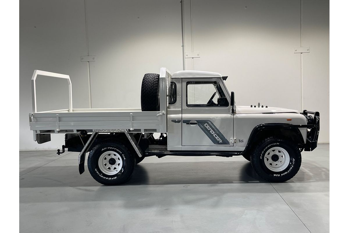 1993 Land Rover Defender   4X4
