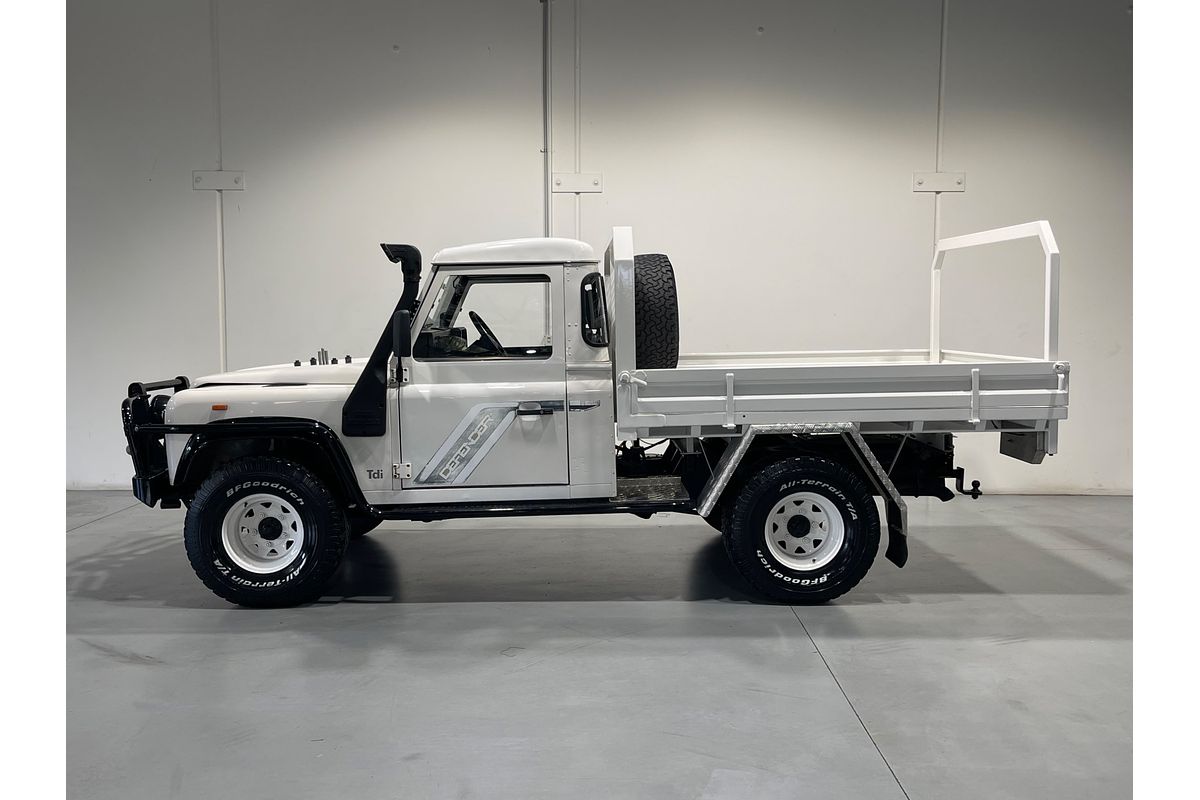 1993 Land Rover Defender   4X4