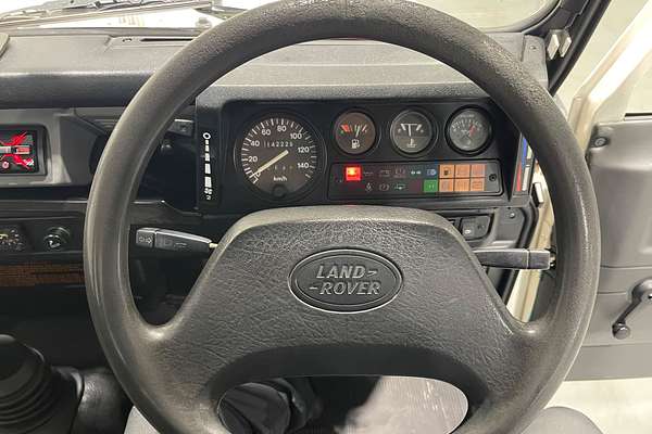 1993 Land Rover Defender   4X4