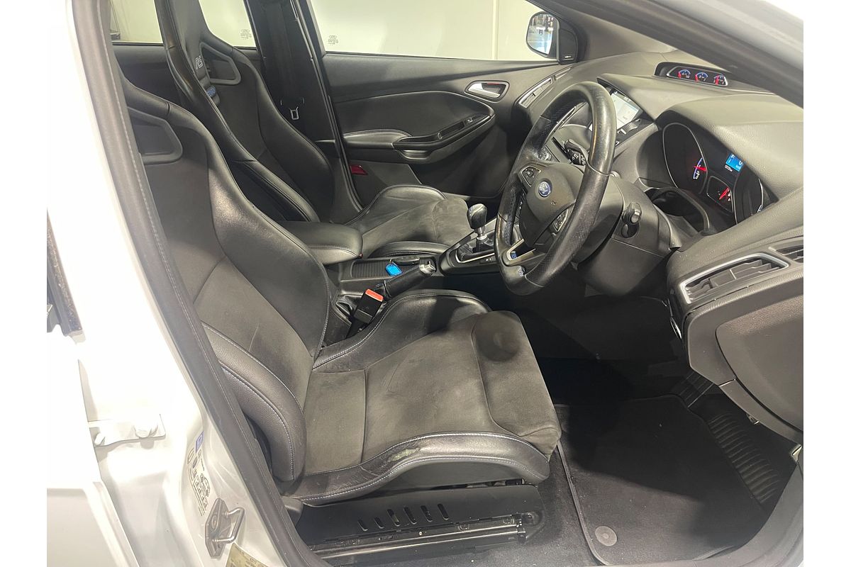 2016 Ford Focus RS LZ