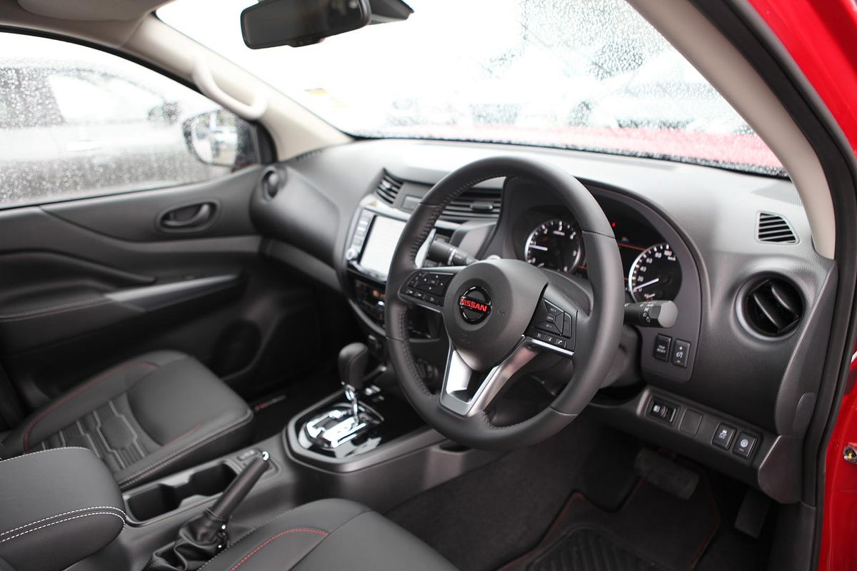 2025 Nissan Navara PRO-4X D23 4X4