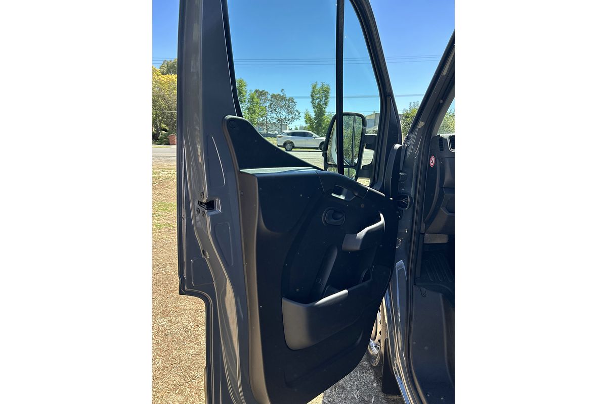 2024 Renault Master Pro 110kW X62 Phase 2