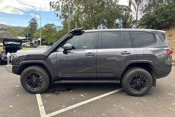 2022 Toyota Landcruiser GX FJA300R