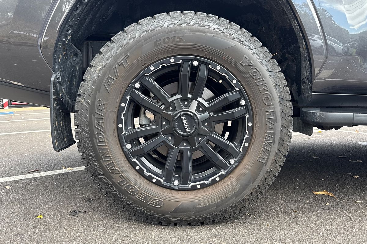 2022 Toyota Landcruiser GX FJA300R