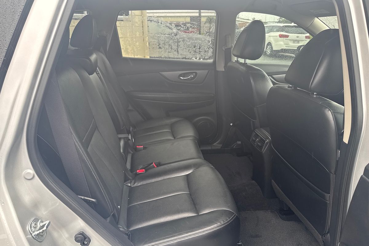 2015 Nissan X-TRAIL ST-L T32