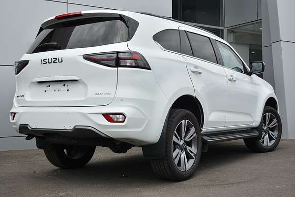 2023 Isuzu MU-X LS-T