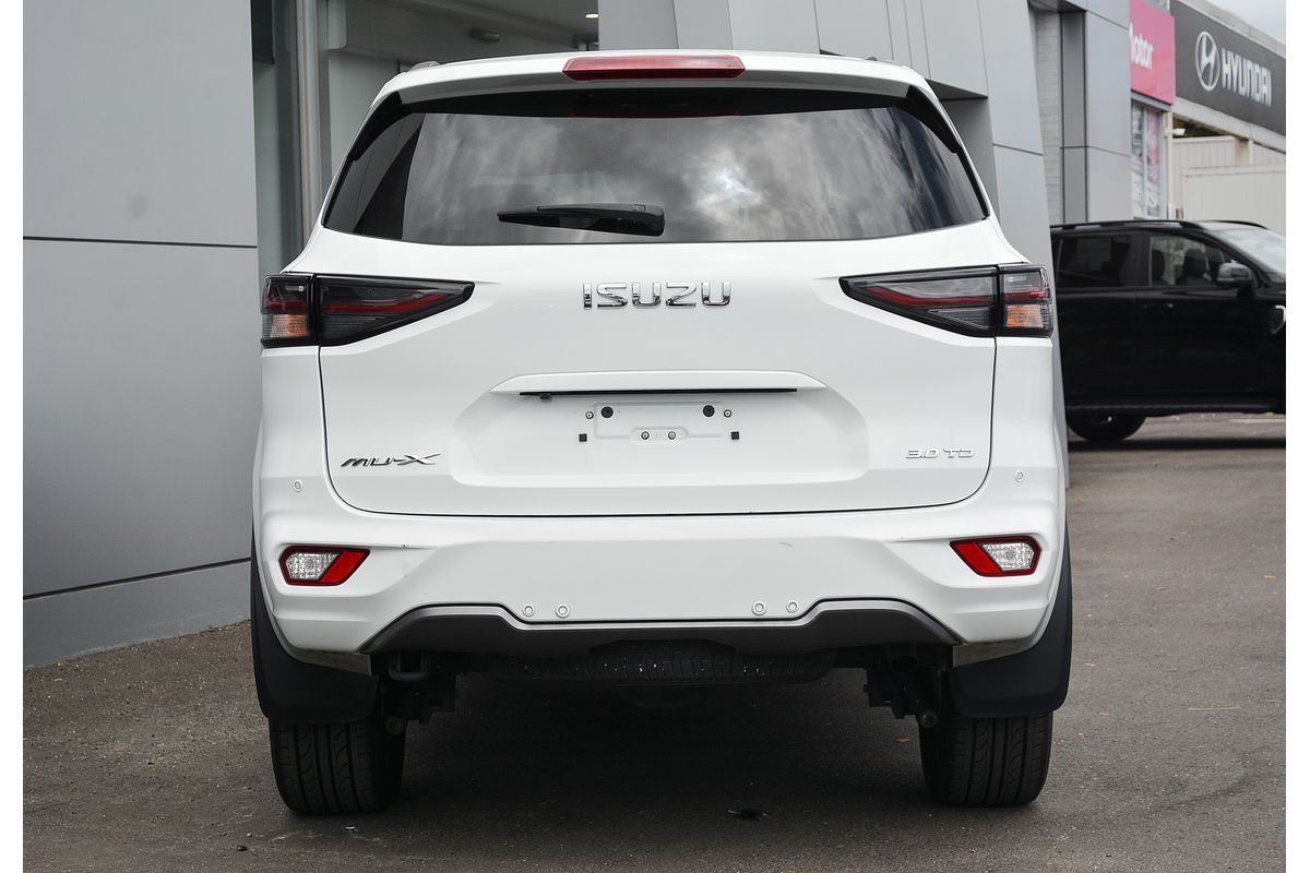 2023 Isuzu MU-X LS-T
