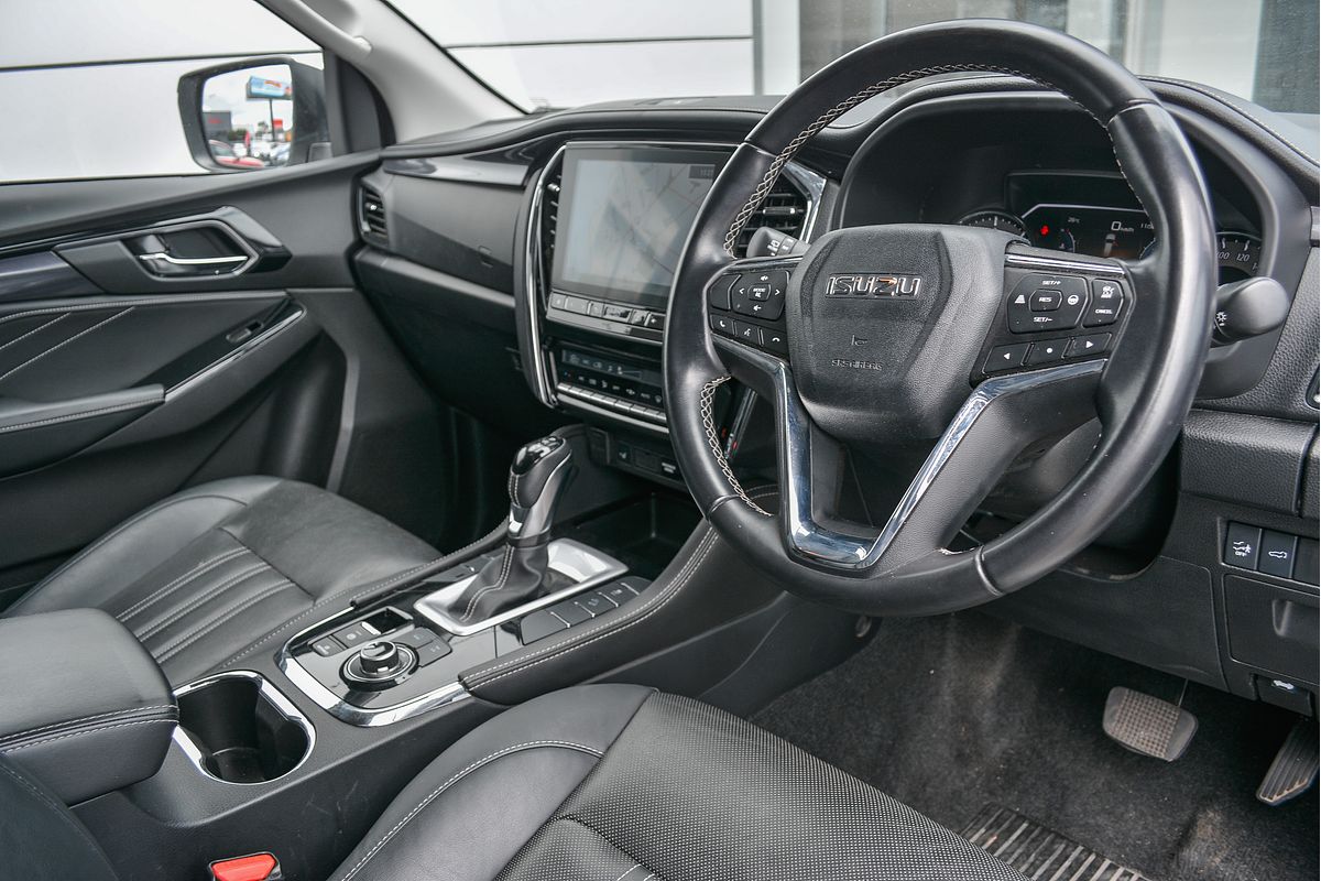 2023 Isuzu MU-X LS-T