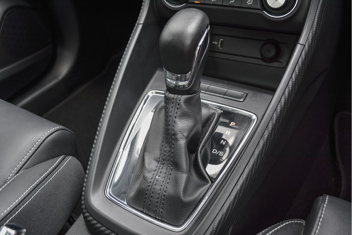 2020 MG ZS Essence AZS1
