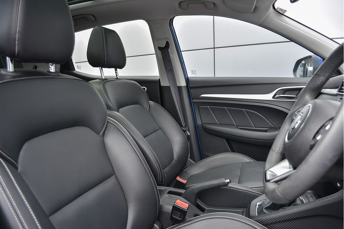 2020 MG ZS Essence AZS1