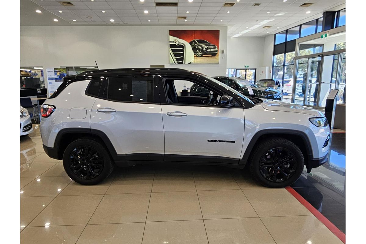 2022 Jeep Compass Night Eagle M6