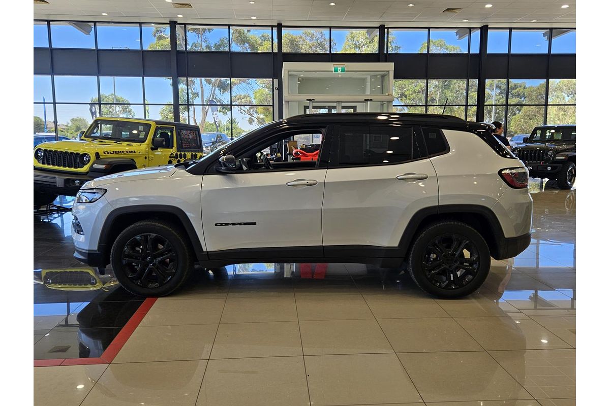 2022 Jeep Compass Night Eagle M6