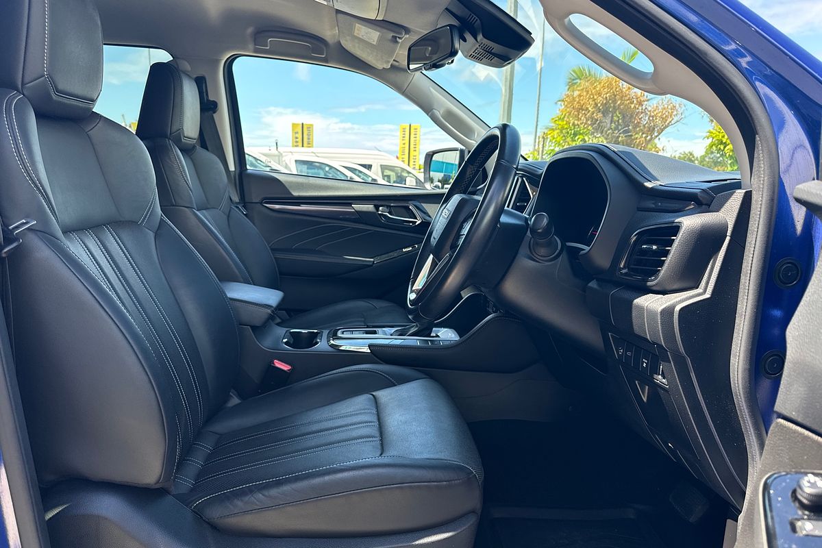 2023 Isuzu MU-X LS-T