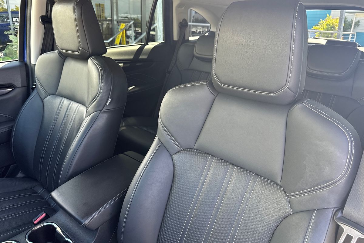 2023 Isuzu MU-X LS-T