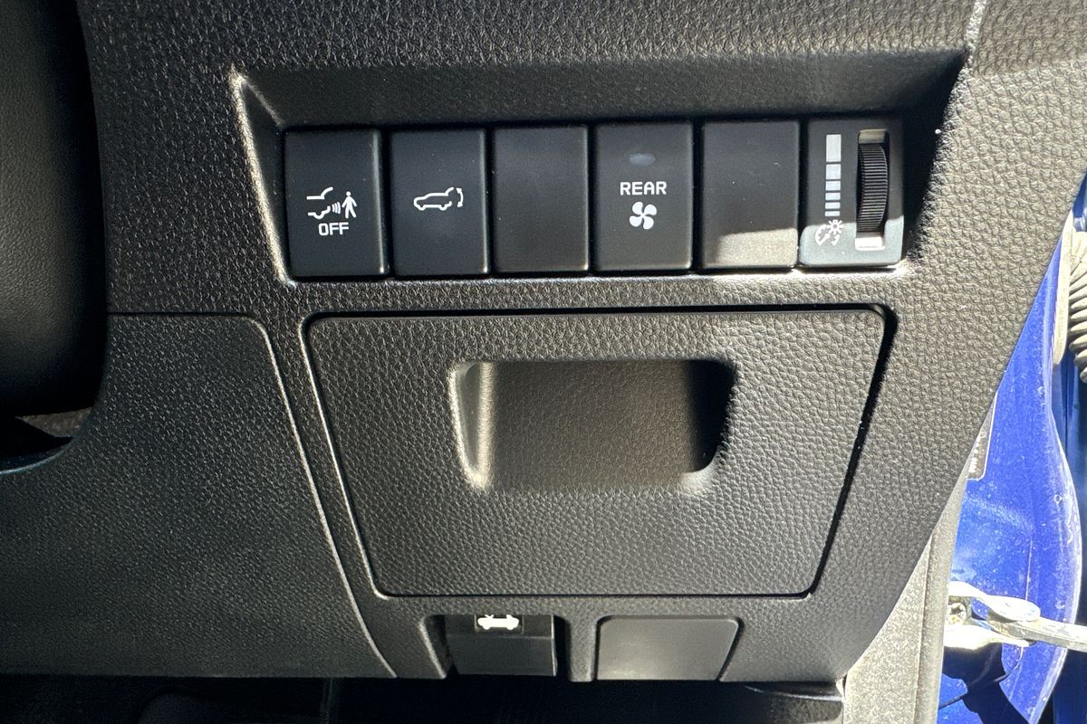 2023 Isuzu MU-X LS-T