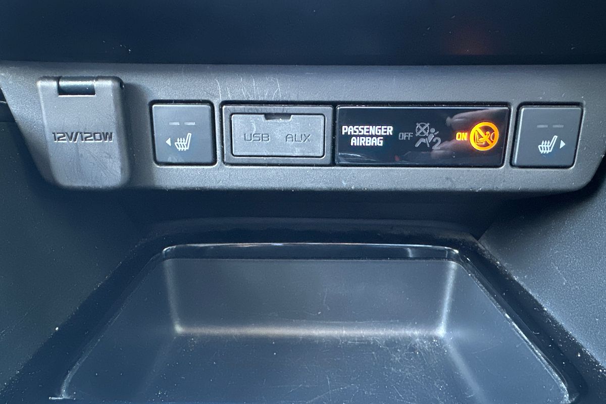 2023 Isuzu MU-X LS-T
