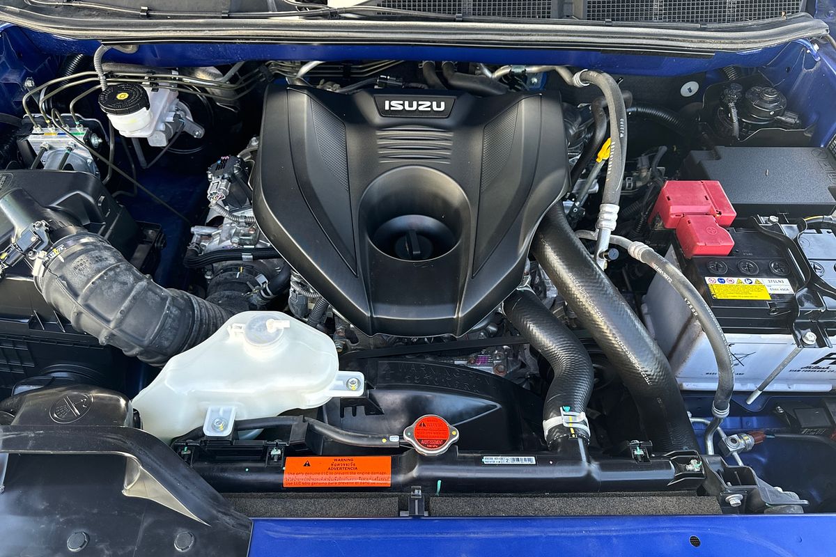 2023 Isuzu MU-X LS-T