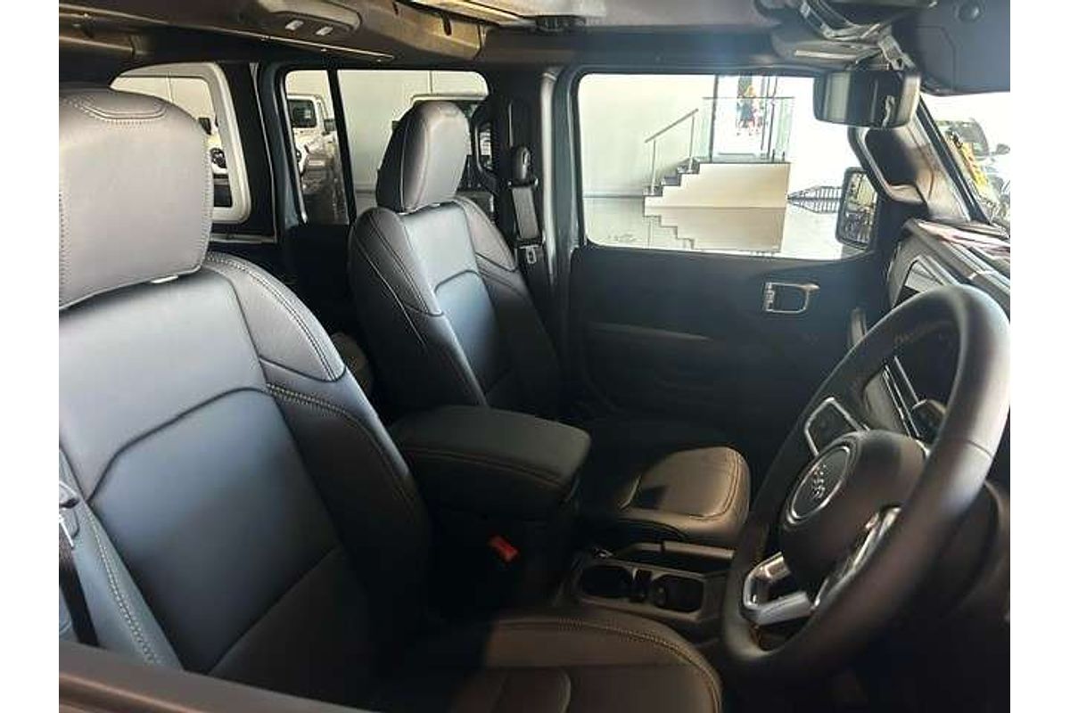 2024 Jeep Wrangler Unlimited Overland JL