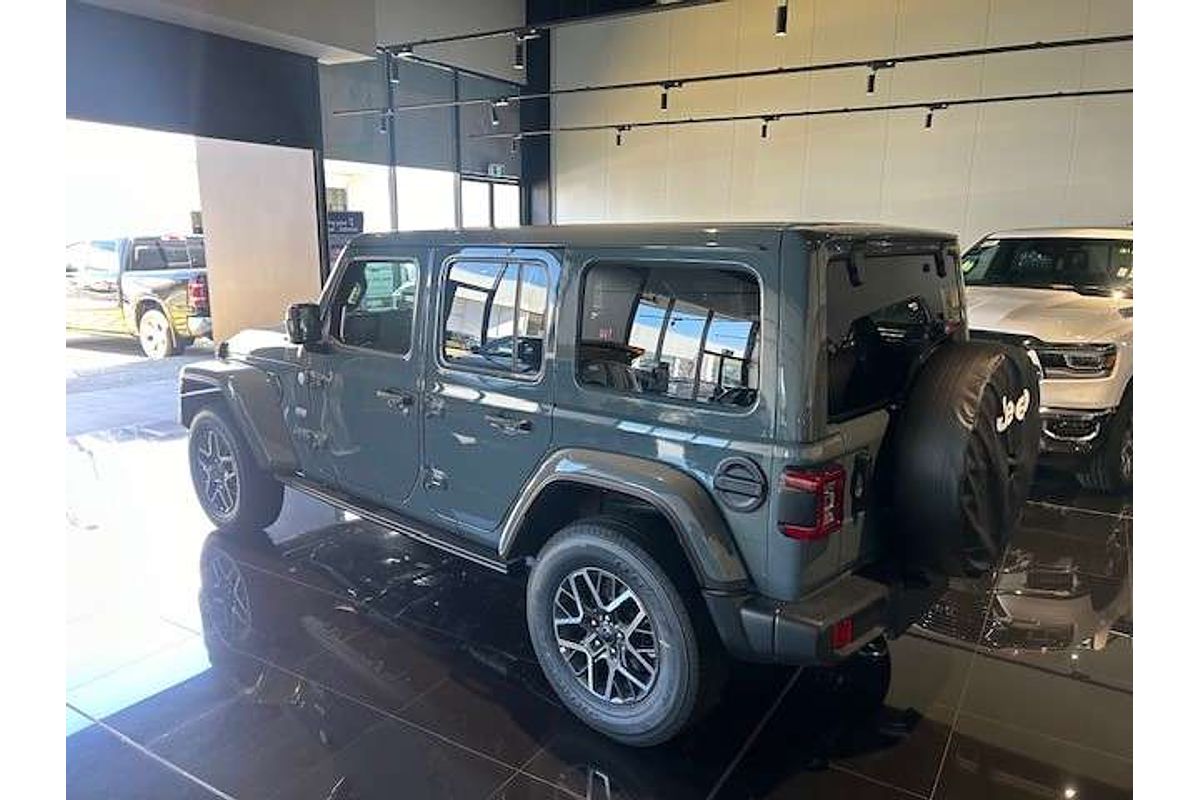 2024 Jeep Wrangler Unlimited Overland JL