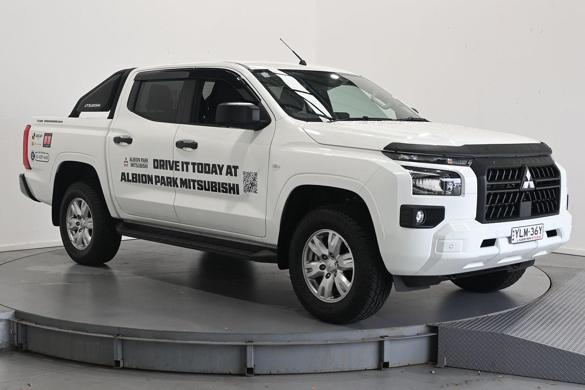 2024 Mitsubishi Triton GLX+ MV 4X4