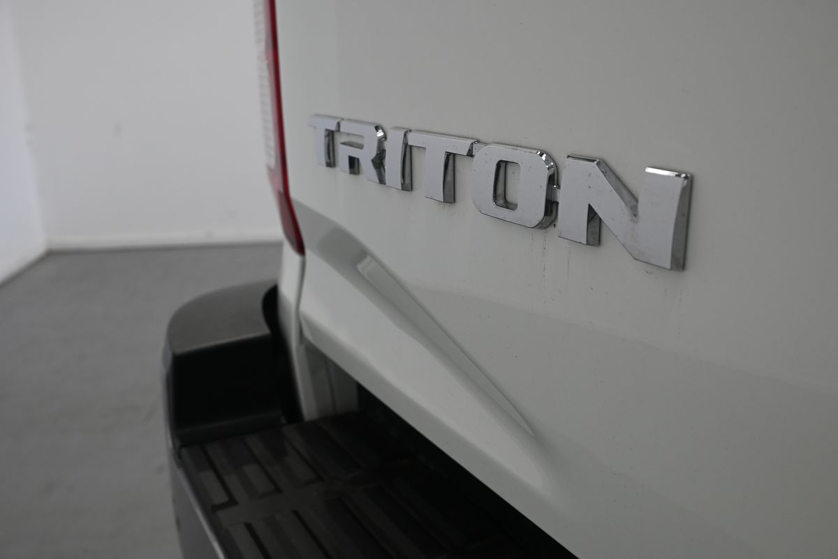 2024 Mitsubishi Triton GLX+ MV 4X4