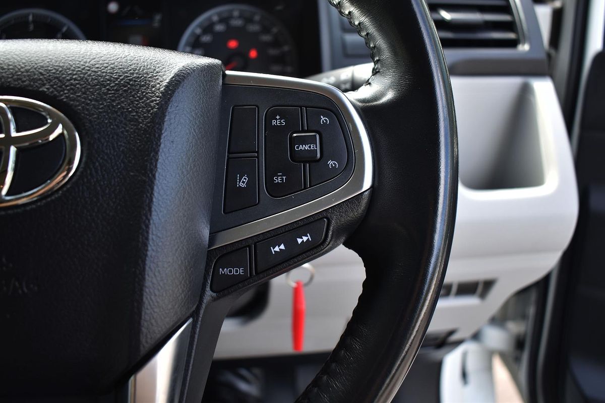 2022 Toyota Hiace GDH300R LWB