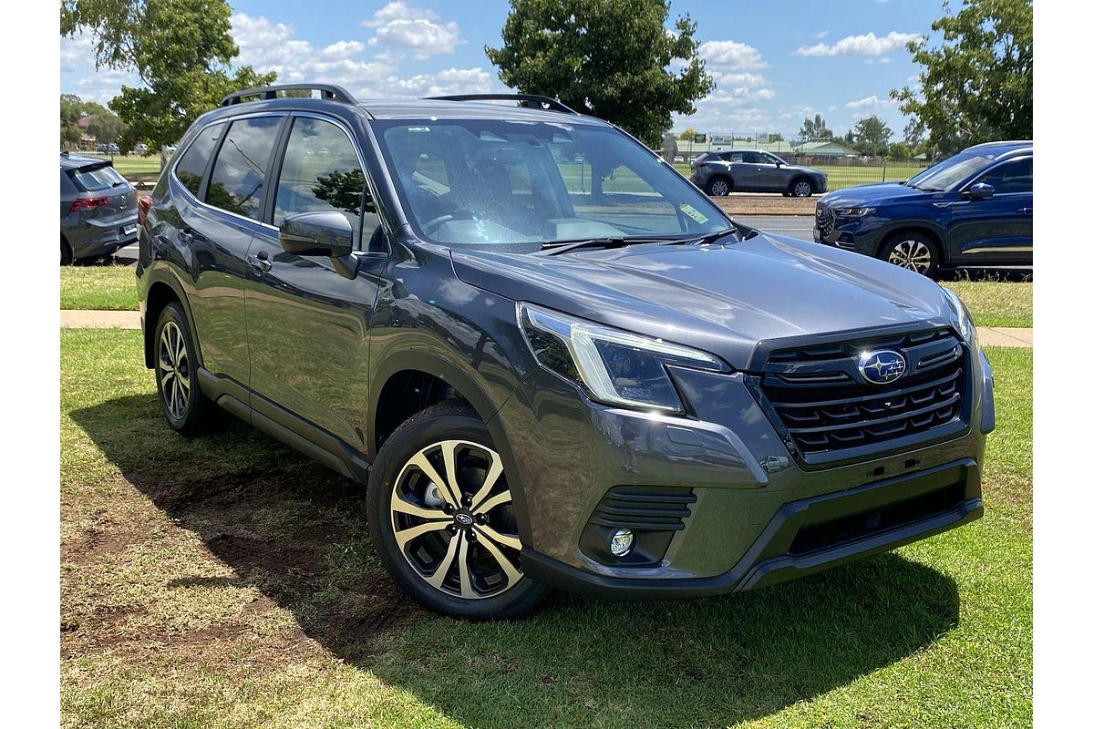 2024 Subaru Forester 2.5i Premium S5