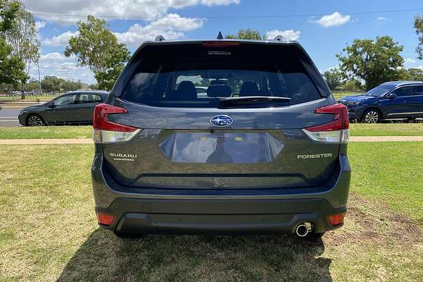 2024 Subaru Forester 2.5i Premium S5