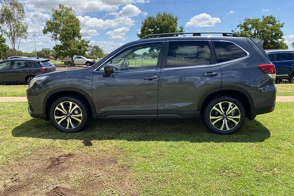 2024 Subaru Forester 2.5i Premium S5